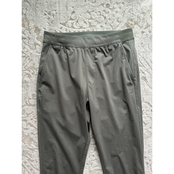 Rhone Women's Commuter Jogger Pants - Olive Green - Size Small - Picture 4 of 6